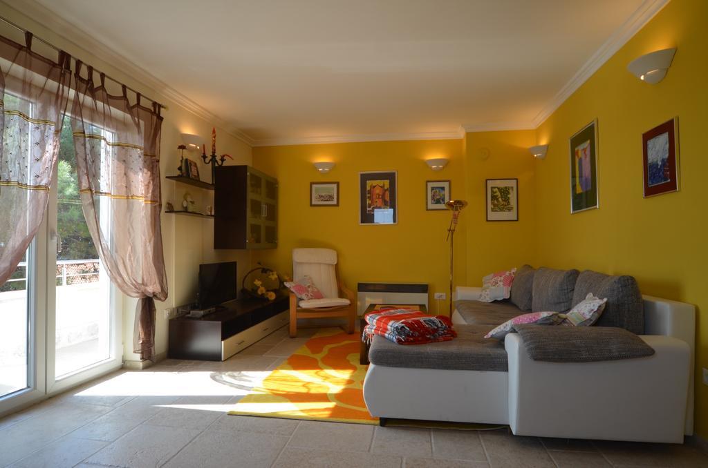 רוביני Apartment Kare מראה חיצוני תמונה